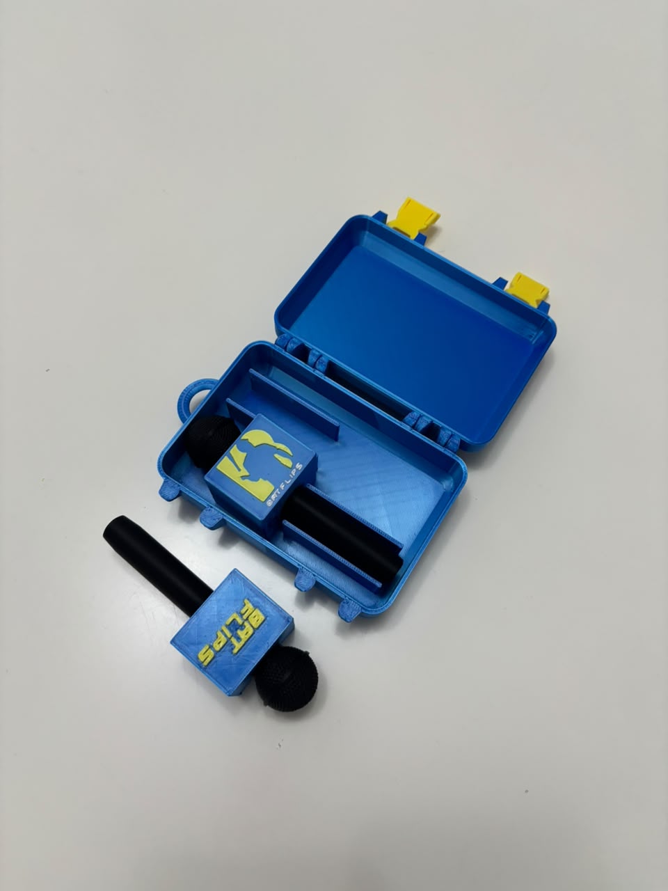 Caja para mini microfono