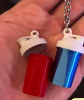 Mini agitador de proteínas llavero